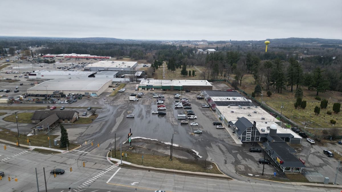 West Branch Plaza East