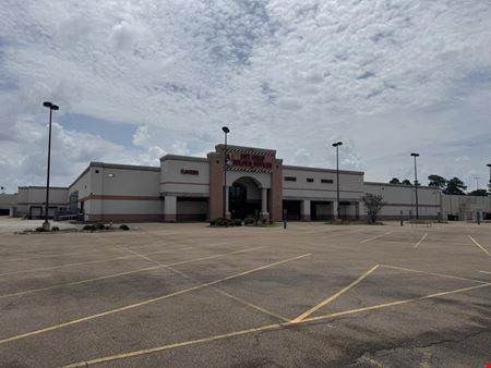 Preview of Retail space for Sale at 5912 U.S. 49