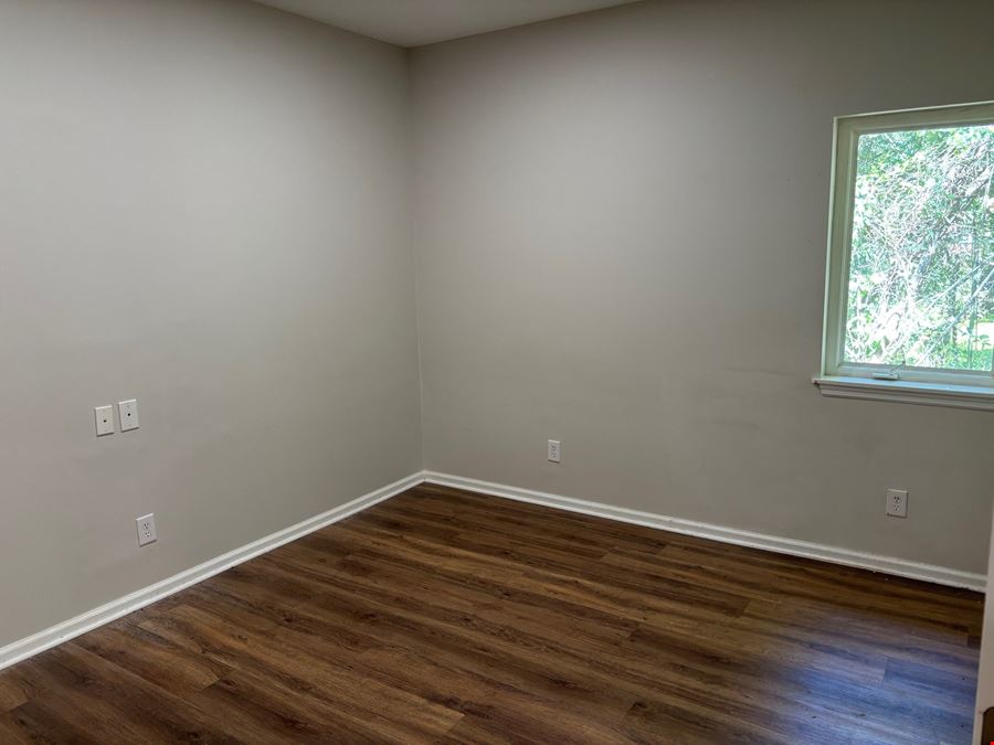 1264 Ribaut Rd, Suite 302