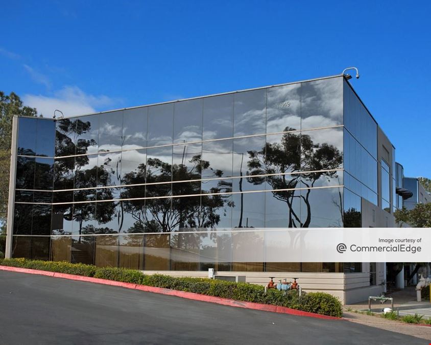 Torrey Pines Science Park - 11149 North Torrey Pines Road