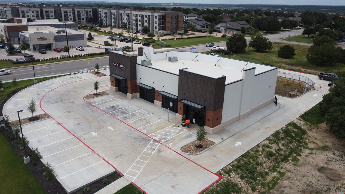 Williams & Woodlake Strip Center