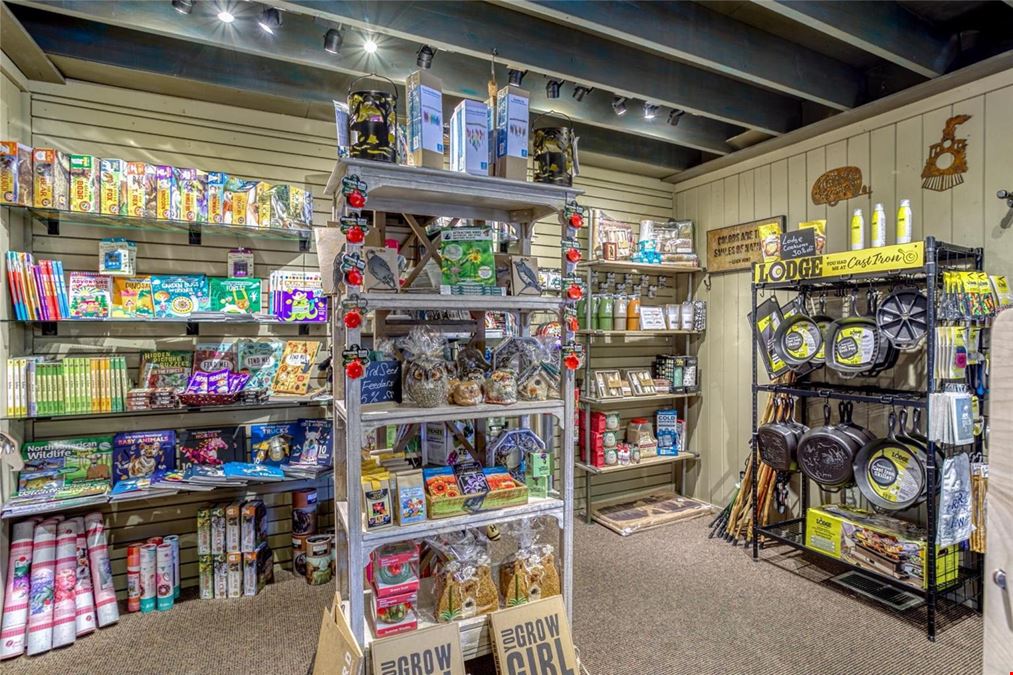 Live/Work Space - Boutique Shop in Chama, NM for Sale