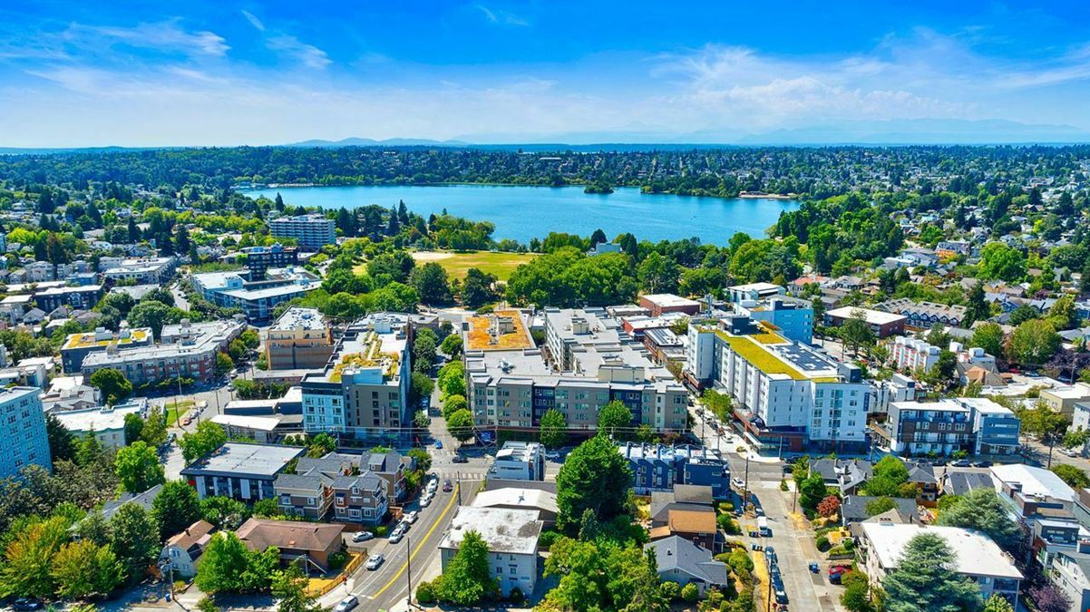 Green Lake 5 Unit