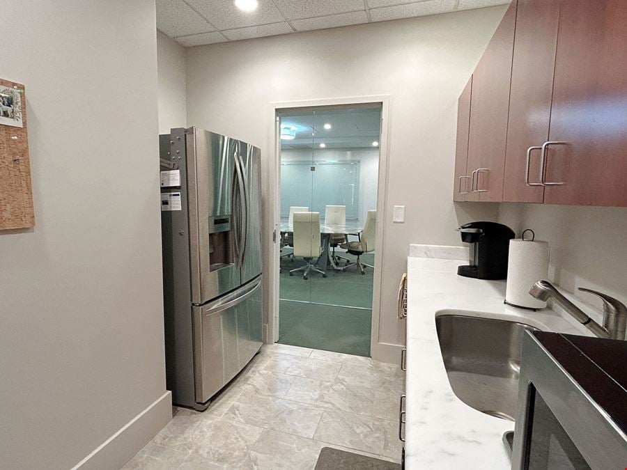 5720 Creedmoor Road #205