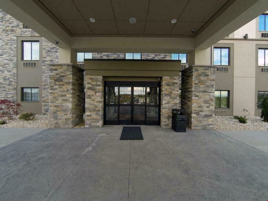Sleep Inn & Suites Belmont Ohio