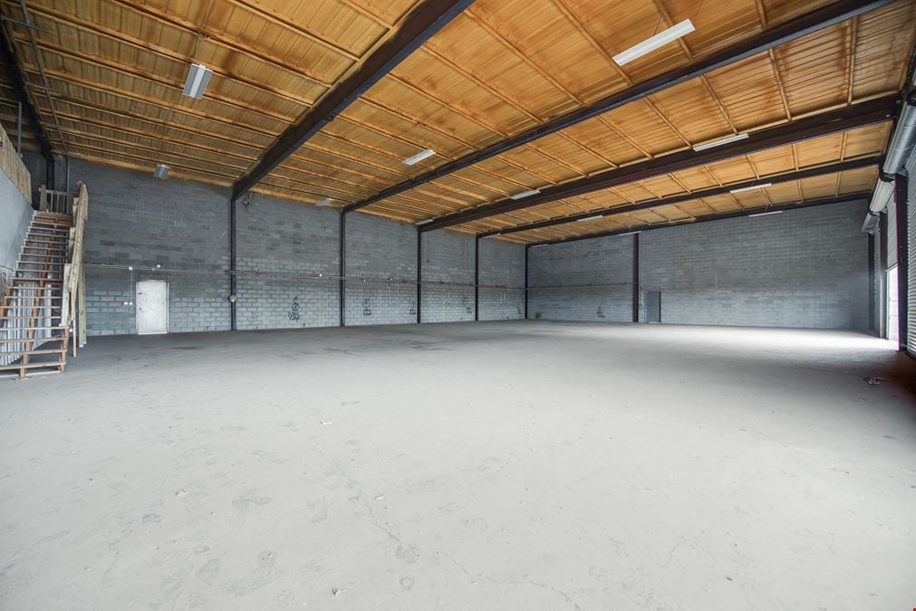 Modern Industrial Office/Shop Near I-20
