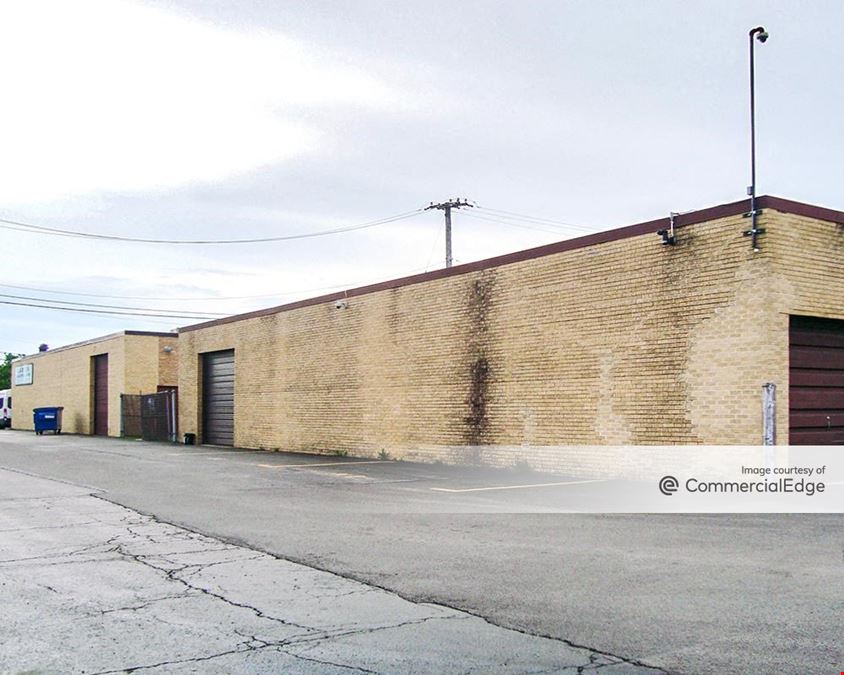 700-770 Larsen Lane & 753-767 Gasoline Alley