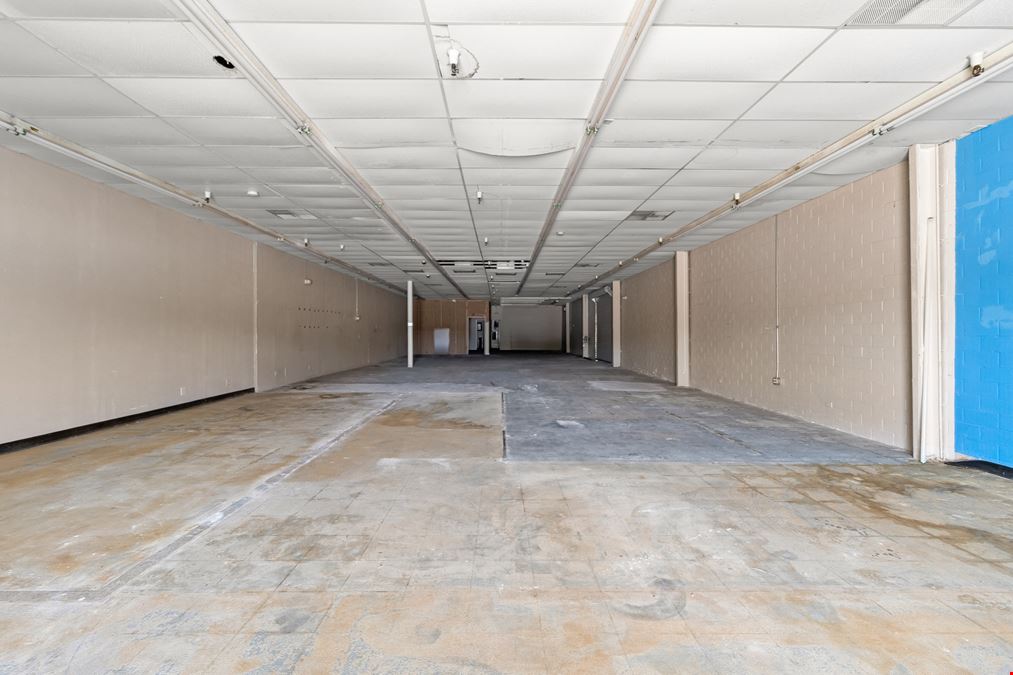 BRING YOUR BEST OFFER! MOTIVATED SELLER: Seabrook Retail Center For Sale – Established Location on Hialeah Dr.