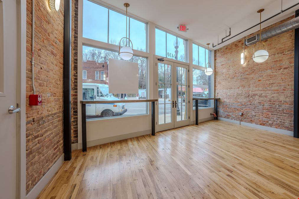 Stylish, Fully Updated Restaurant Space in a Prime Location