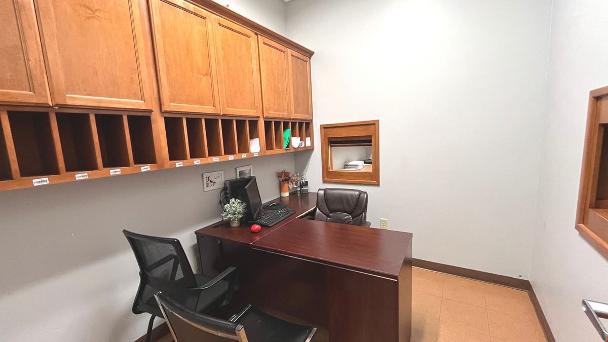 Tuscany Plaza: 2581 South Avenue B
