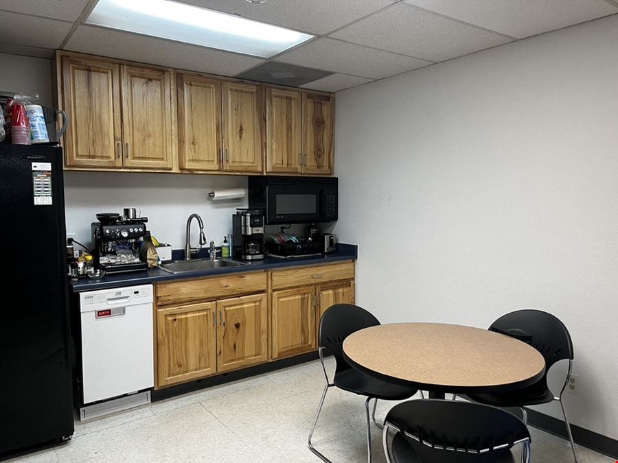 500 E Vine Dr