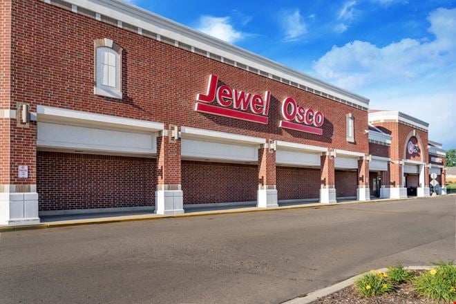 Preview of Mixed Use space for Rent at 423 - 585 E. Dundee Road