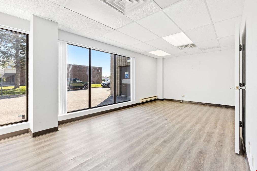 155 Terence Matthews Crescent unit 1&8