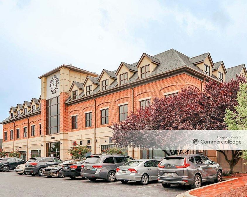Main Street Plaza