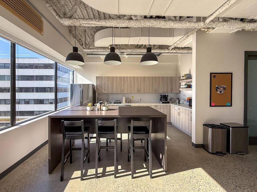 4190 Lougheed Highway - Lougheed Commerce Court II