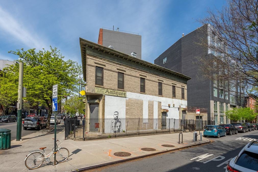 1055 Fulton St