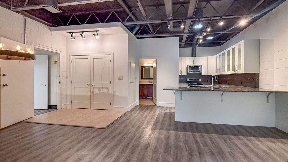 Flexible 2nd floor commercial space totalling 763 SF on St. Paul Street in Kelowna’s downtown core.