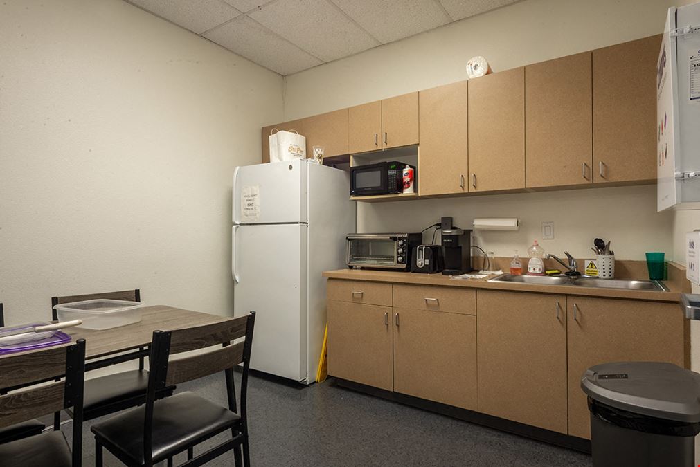 [SUBLEASE]. 16 Sunset Way, Ste. 110 & 120