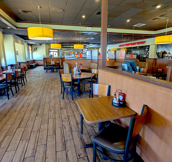 2nd Generation Full-Service Restaurant AVAILABLE - 9001 Shawnee Mission Pkwy, Merriam, KS