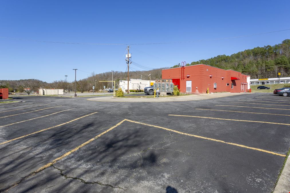 Restauarant Property in Pelham, AL