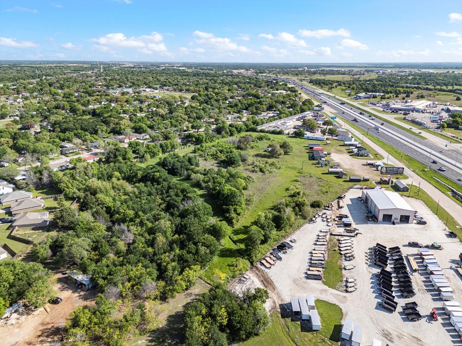 4901 Interstate 35 N