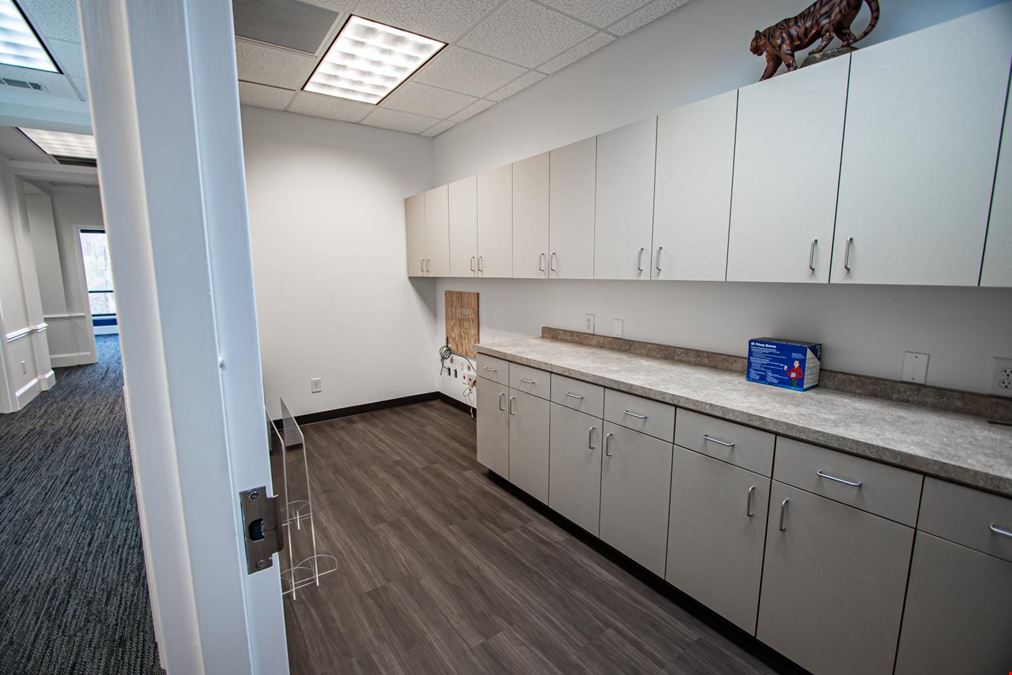 3 Office Suite- Clemson- 1,642 SQ FT
