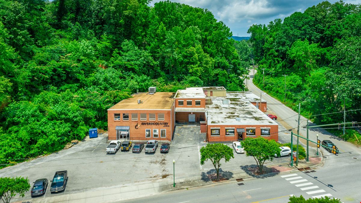 Industrial Flex Space/Retail (Over 27,000 SF) on Corner Lot