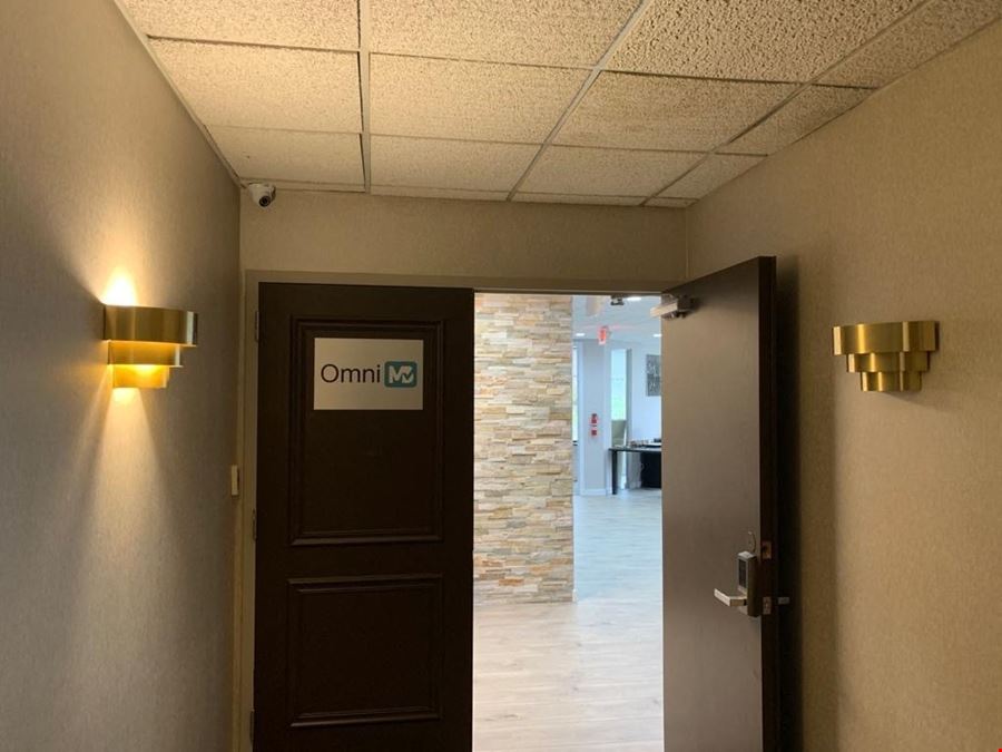 245 Saw Mill River Rd, Top Floor, Suite 301 & 311