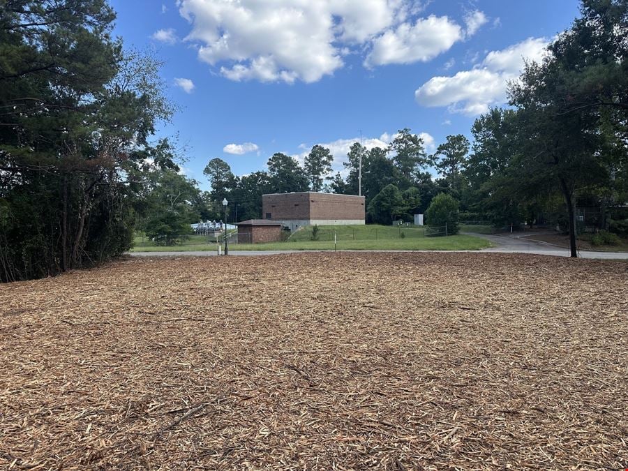 2090 Seven Oaks Drive