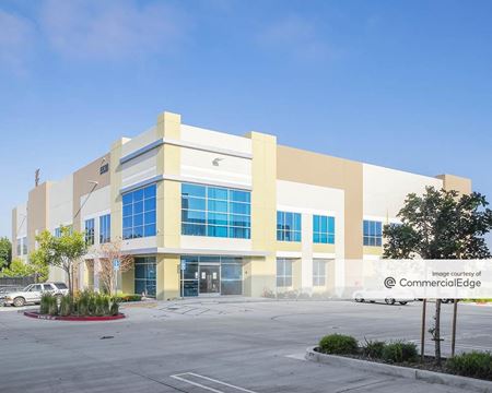 Preview of Industrial space for Rent at 5538 Daniels Street