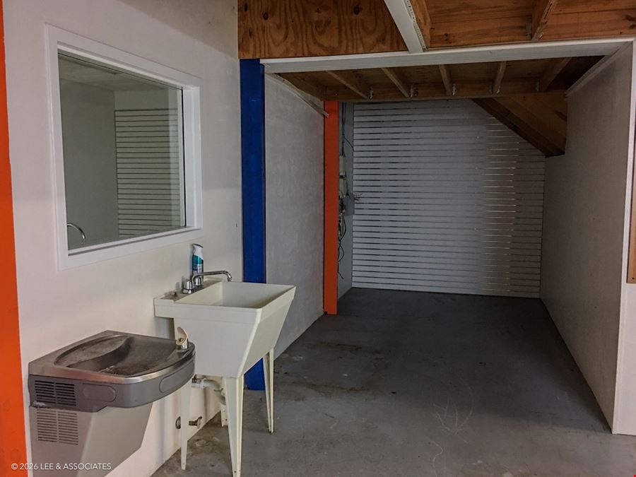 4566 NW 5th Blvd, Suite E