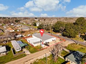 Versatile Industrial Space Near Airline Hwy