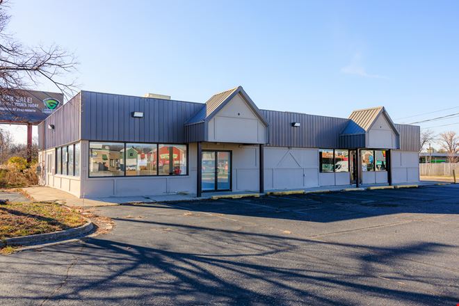 Preview of Office space for Rent at 901 Trowbridge Rd