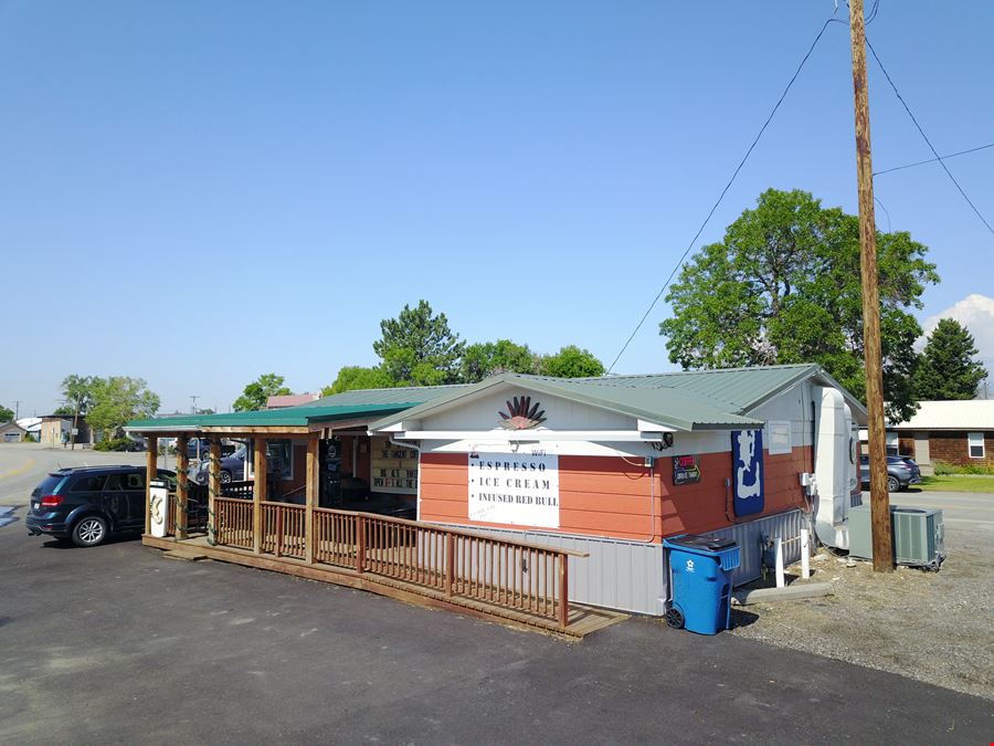 The Tangent Coffee Shop & Bakery