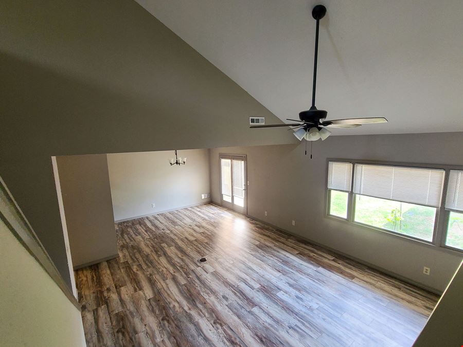 1020 W Cypress St Unit #6