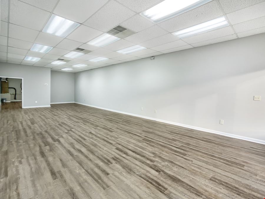 742 Vestavia Plaza