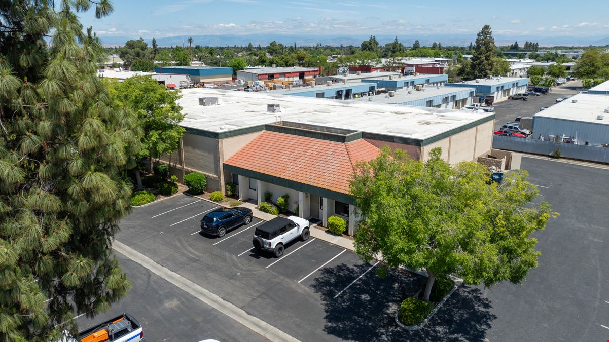 High Quality Office/Warehouse Space in Fresno, CA