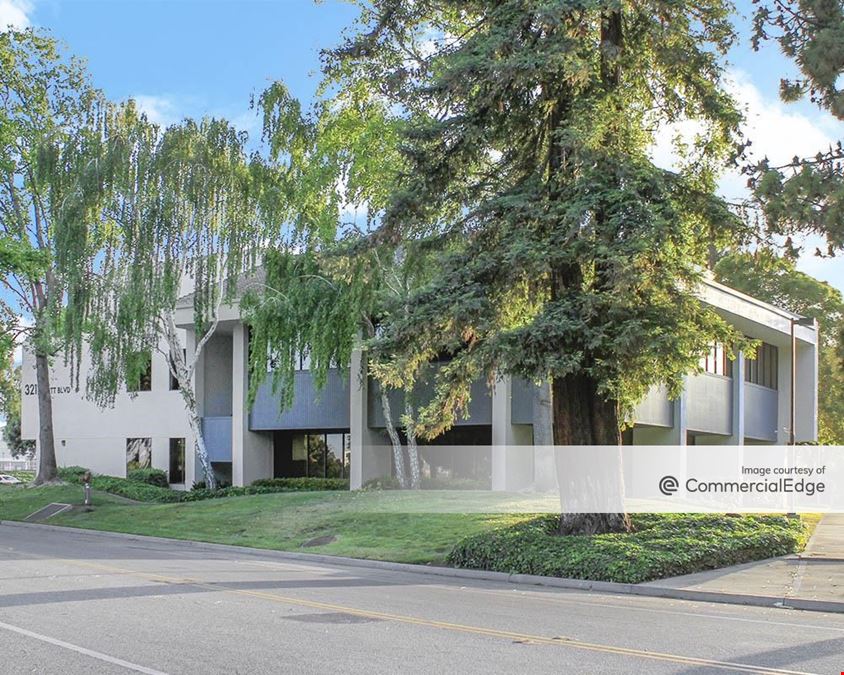 3211 Scott Blvd