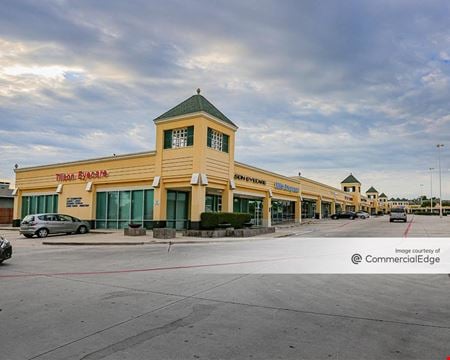 Preview of Retail space for Rent at 4070 North Belt Line Road