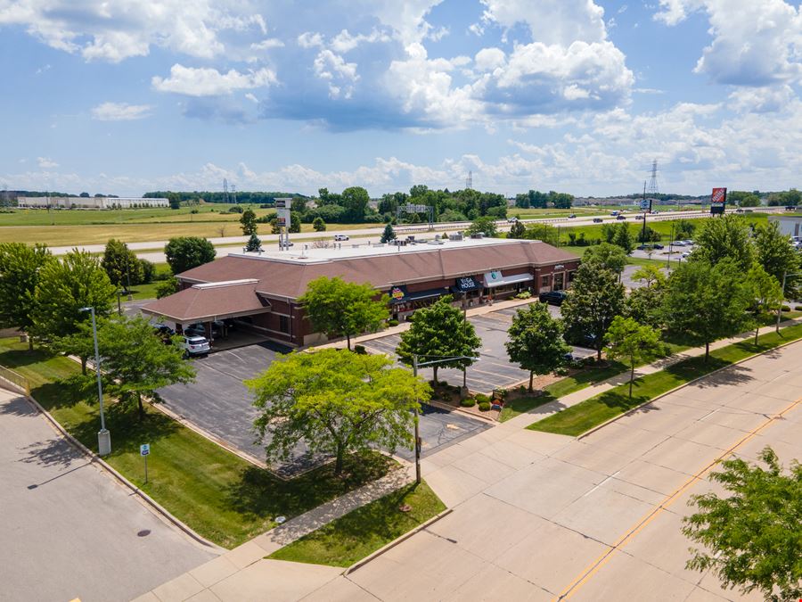 Kensington Strip Center | Appleton, WI