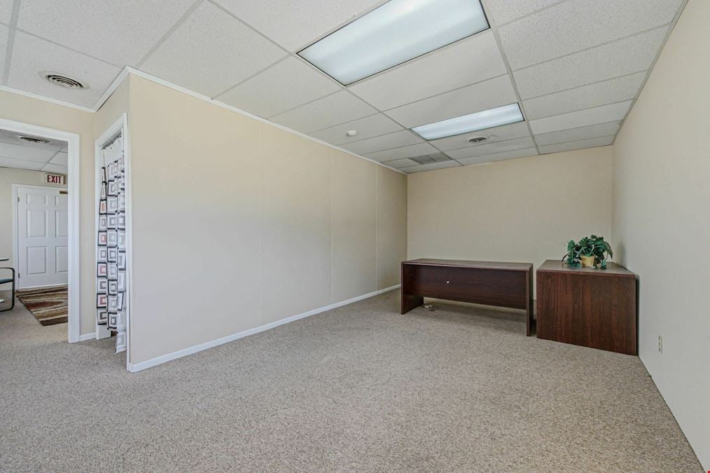 Gilpin Plaza - 3203, Suite D - Concord Pike, Wilmington, DE