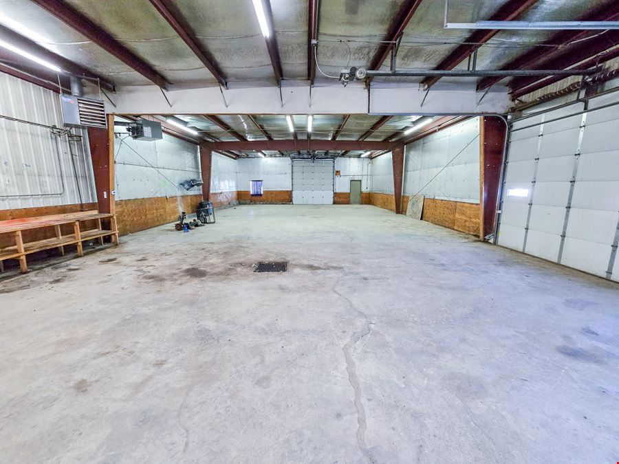 Free standing ±4,000 SF Shop & Office