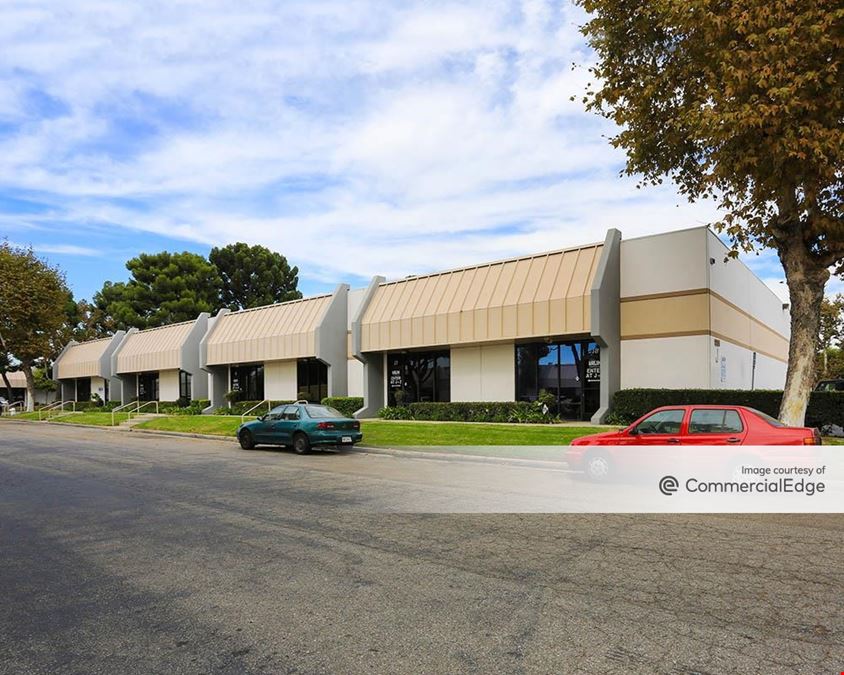 Orangewood Business Center