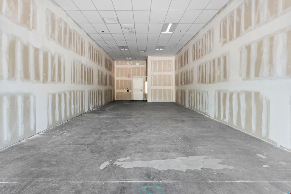Airport Business Park Retail Center