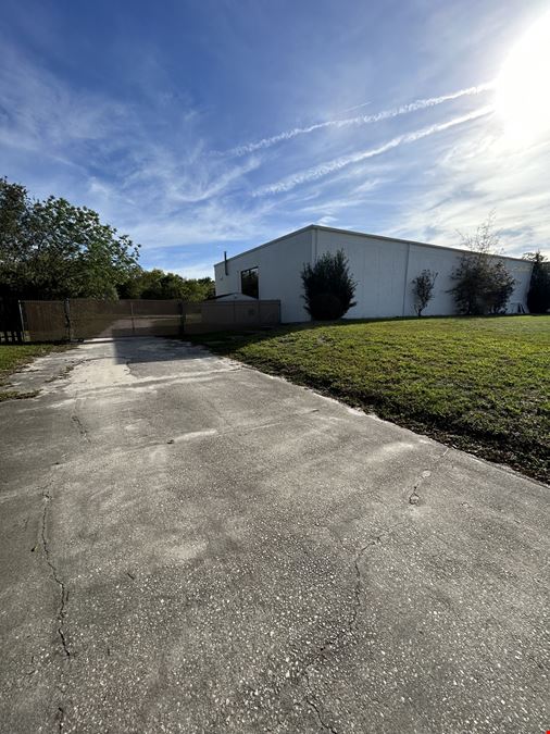 1325 White Dr