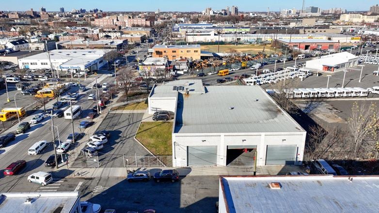Preview of Industrial space for Rent at 1108 Zerega Avenue