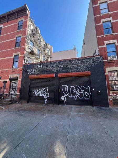 Preview of commercial space at 370 Throop Avenue