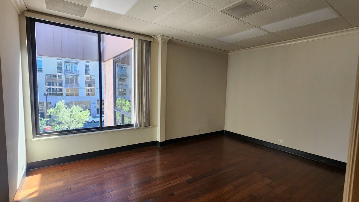 520 S 4th Street