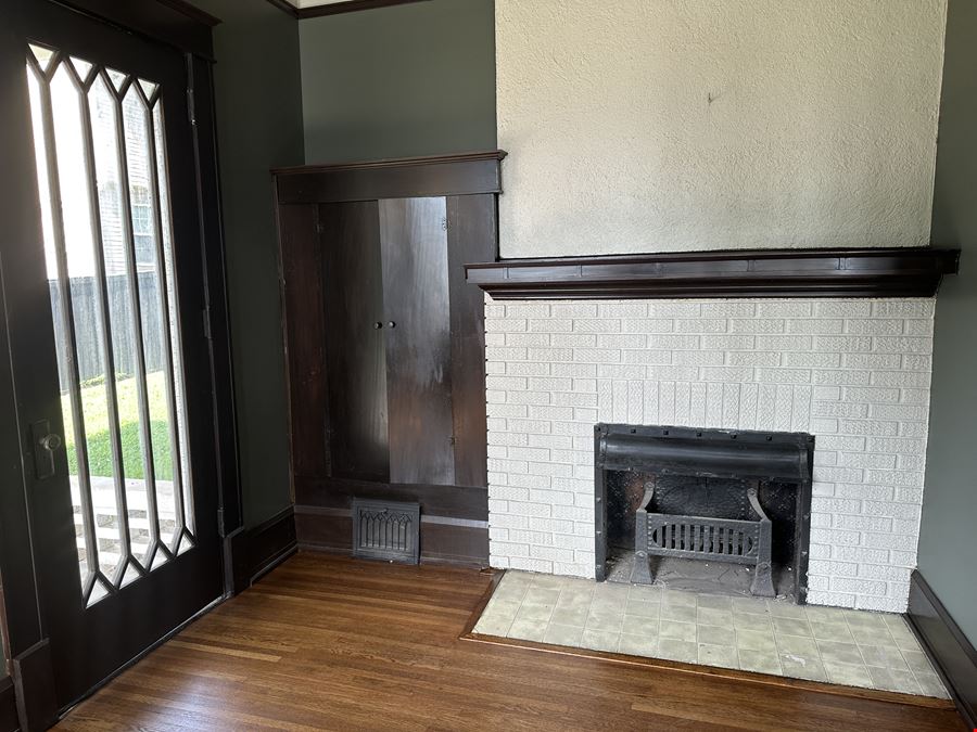 607 N High Street