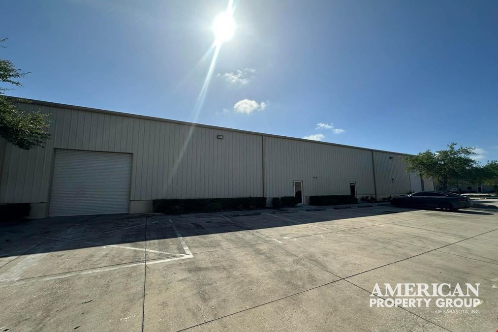 Open-Span Industrial Building in Bradenton